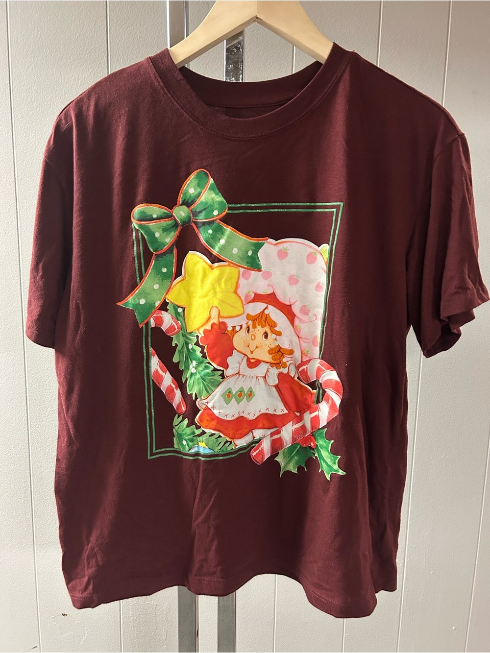 Strawberry Shortcake Holiday Christmas T shirt Large
